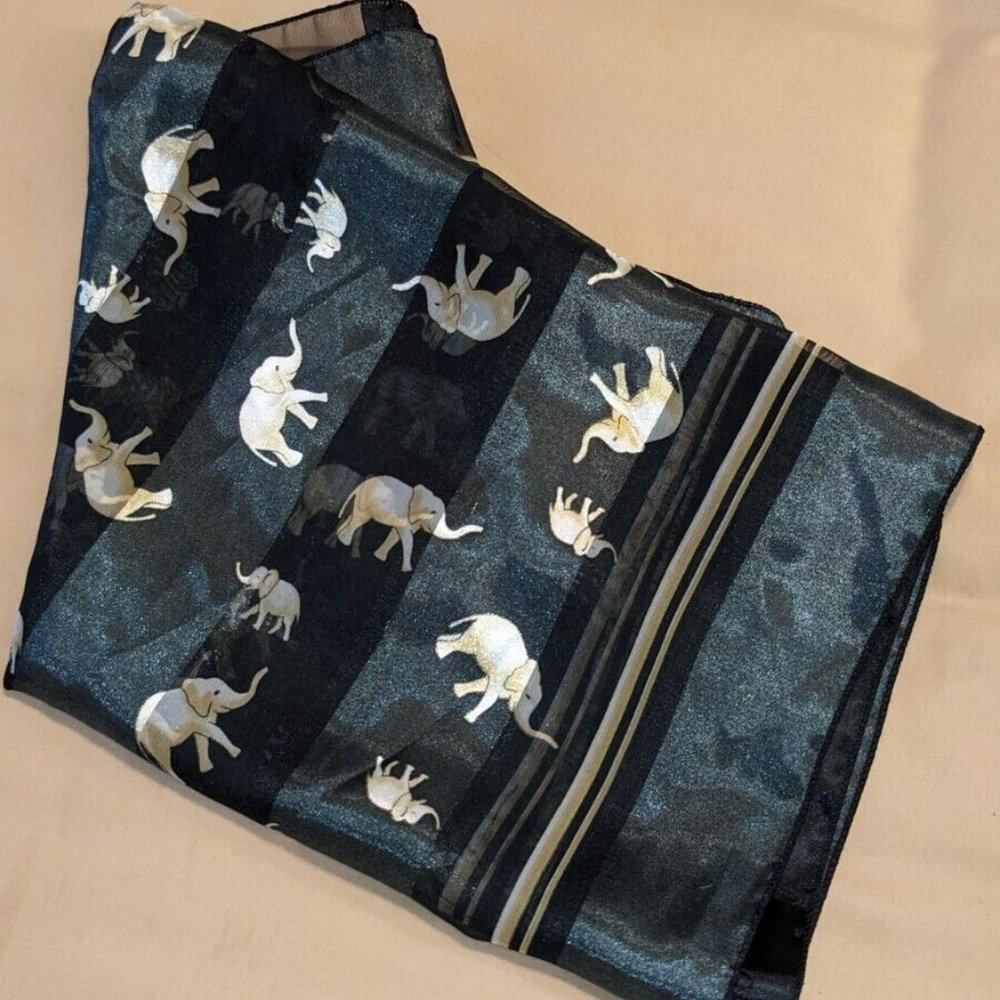 Elephant Scarf Polyester 40 Inches Square Very Good Condition